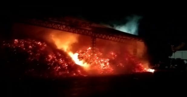 Fire in Sillod : सिल्लोडच्या डोंगरगाव येथील जिनिंगला आग