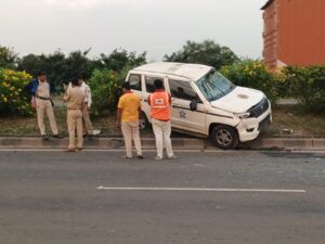 Wheel burst on police car