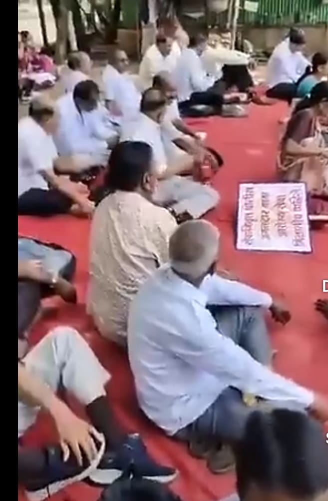 Teachers protest in Mumbai