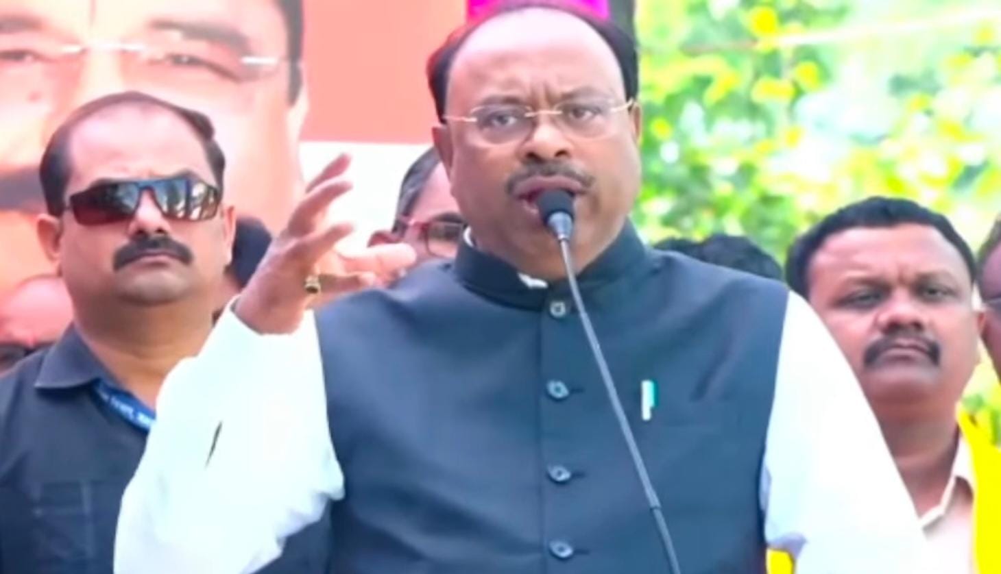 बुलढाण्यातील सर्व भुखंडांना प्रॉपर्टी कार्ड देणार: महसुलमंत्री चंद्रशेखर बावनकुळे यांचे आश्वासन