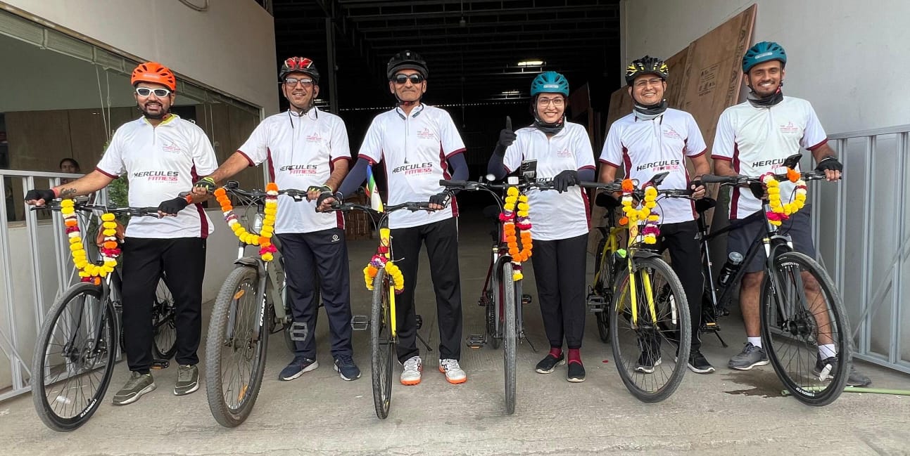 श्वेता कासलीवाल यांची १८५ कि.मी. सायकल यात्रा