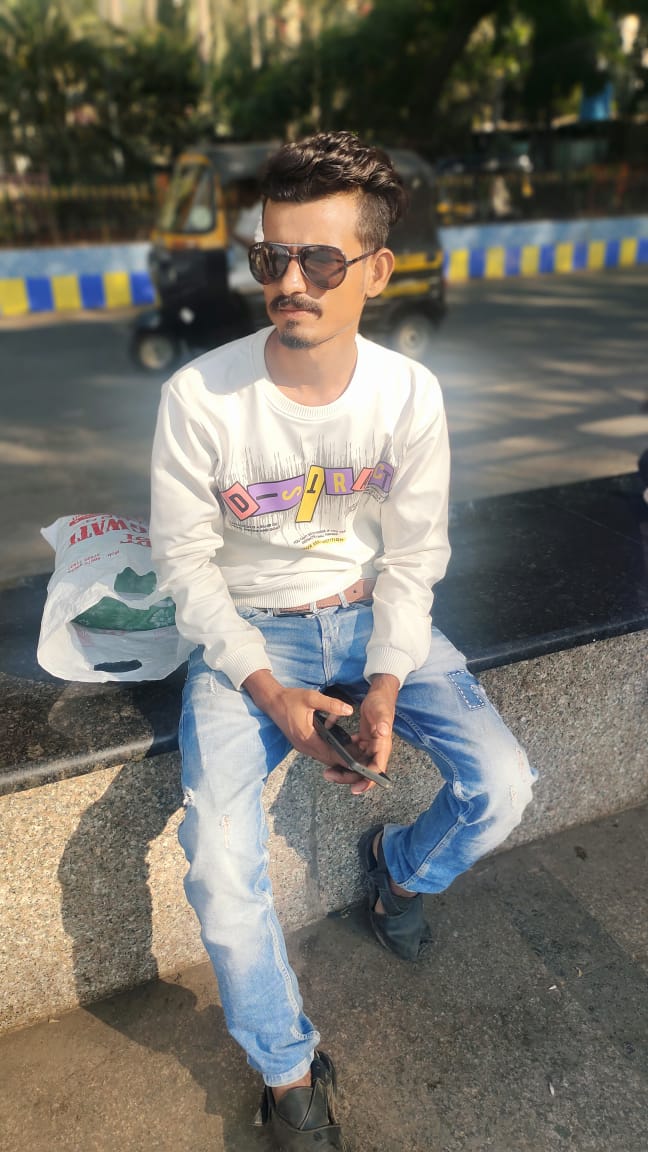 रक्तबंबाळ अवस्थेत मृतदेह आढळला; घात की अपघात? 