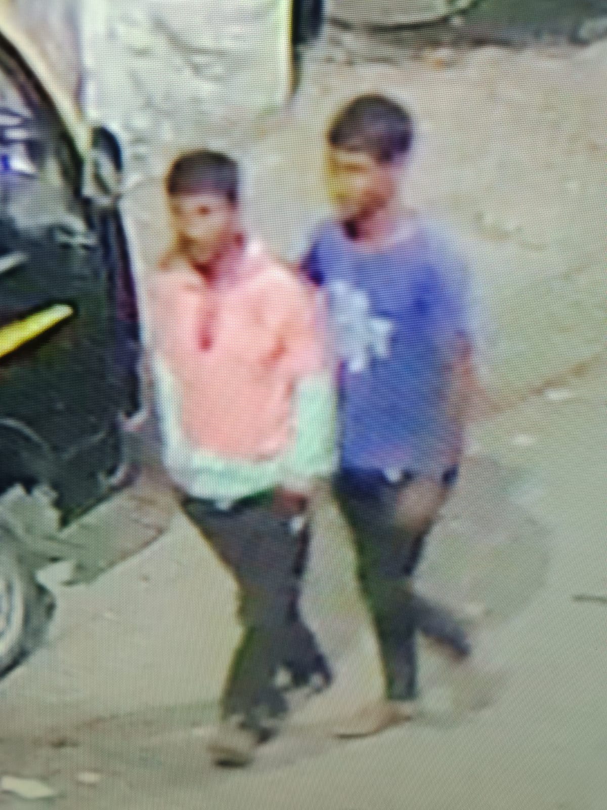 खामगावात जबरी चोरीचा प्रयत्न ; चोरांशी हातापायीमध्ये अग्रवाल पिता पुत्र गंभीर जखमी 